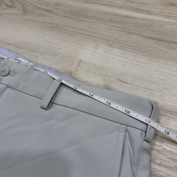 Peter Millar Shorts Mens 34 Gray Salem Classic Fit Performance Golf Stretch - Picture 4 of 7